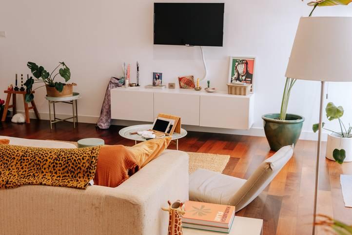 Stylish Apartment in City Walk for Photo Shoots 5