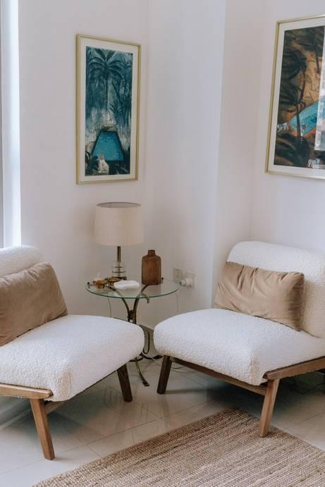 Photogenic artsy apartment 5