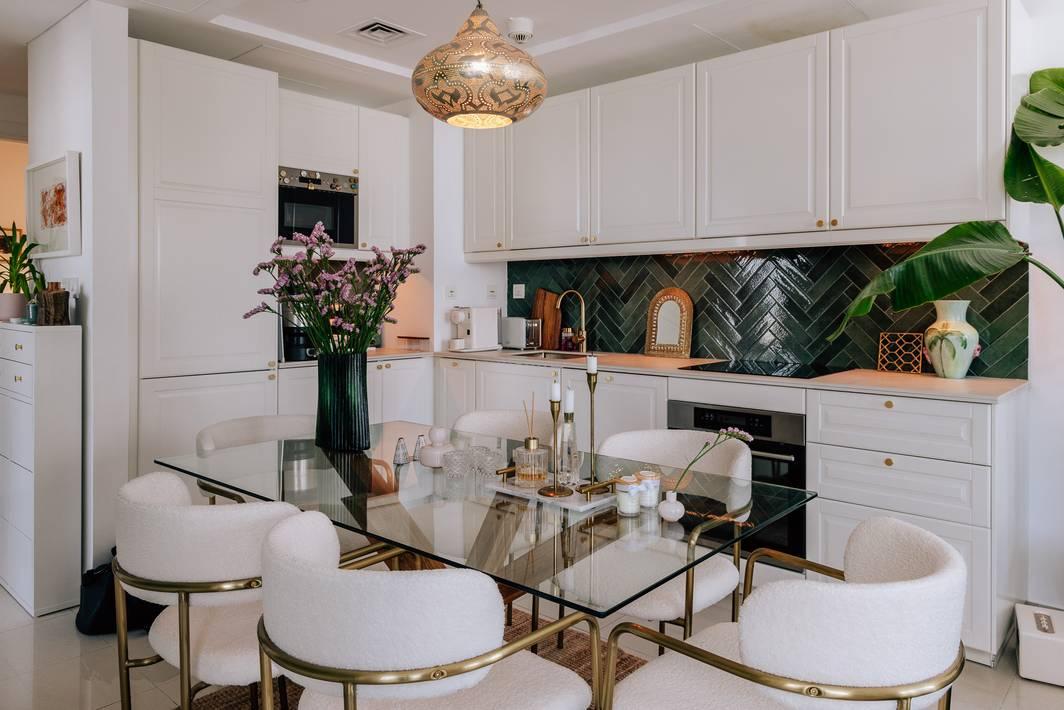 Photogenic artsy apartment — main photo