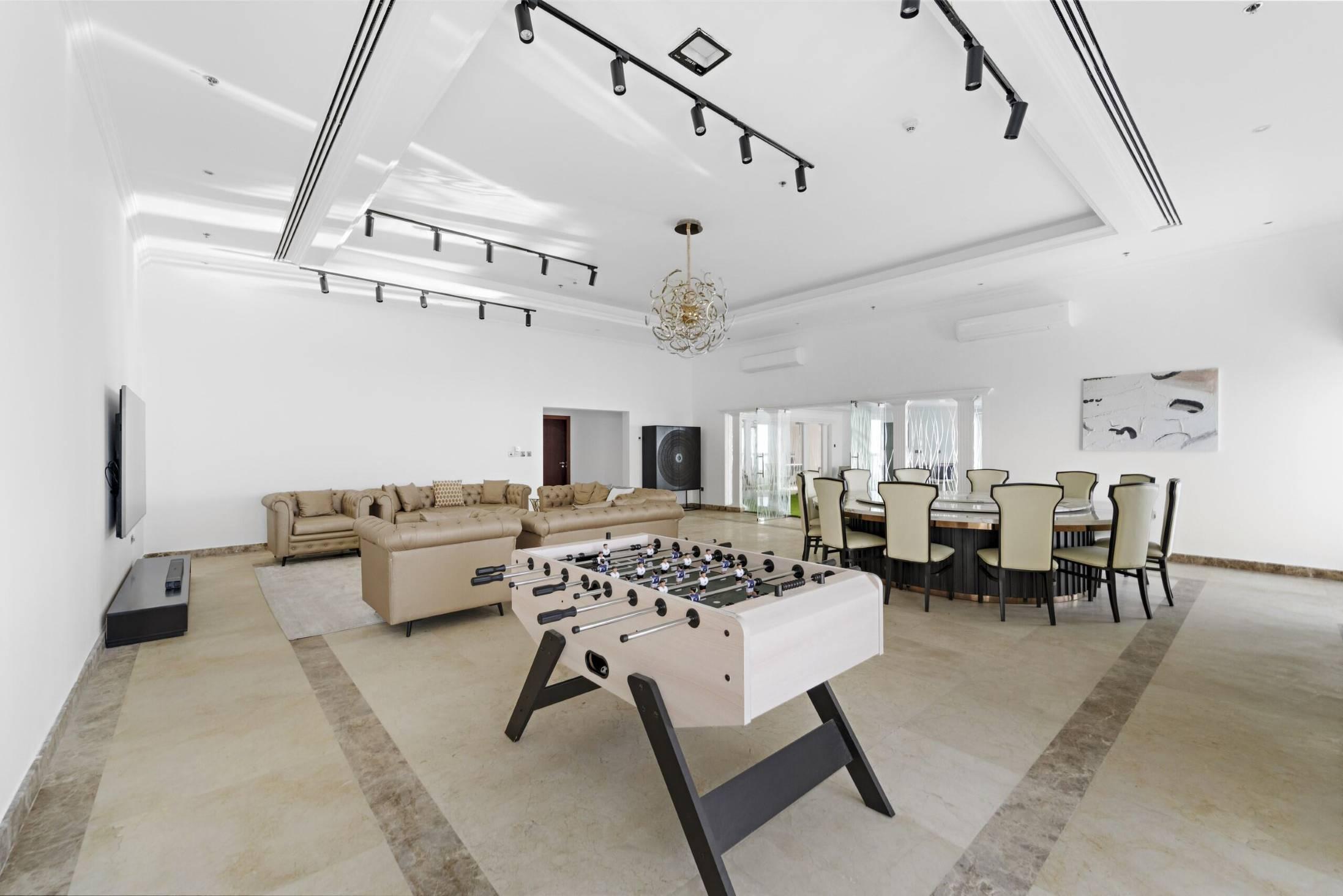 Massive Penthouse 4 BR - Private Pool & Jacuzzi — photo 4