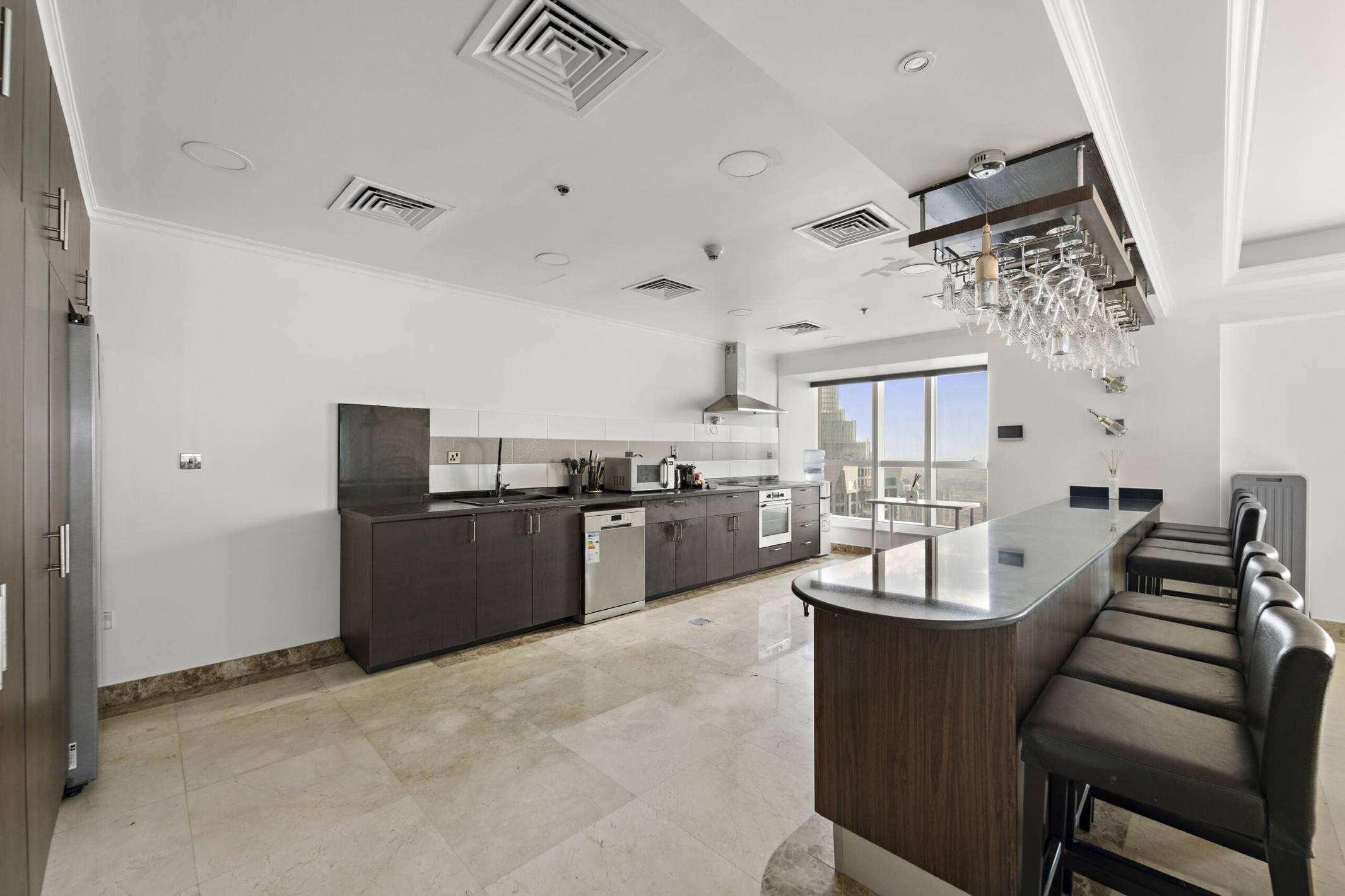 Massive Penthouse 4 BR - Private Pool & Jacuzzi — photo 6