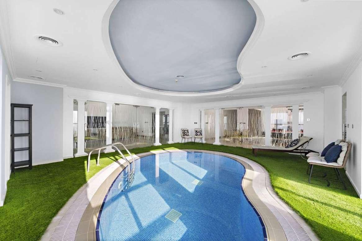 Massive Penthouse 4 BR - Private Pool & Jacuzzi 1