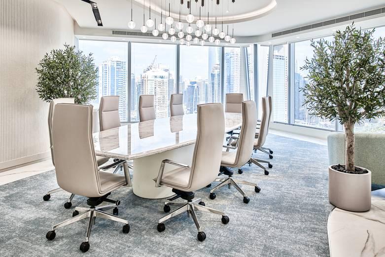 Bespoke Luxury Office Space For Photoshoot and Hourly Bookings — photo 3