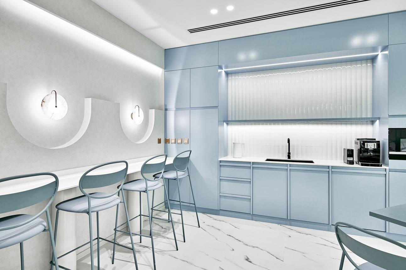 Bespoke Luxury Office Space For Photoshoot and Hourly Bookings — photo 6