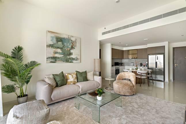 New Unit Luxury 2-BR Beachfront Full Sea View - Grand Bleu Elie Saab Emaar Beach Front — photo 35