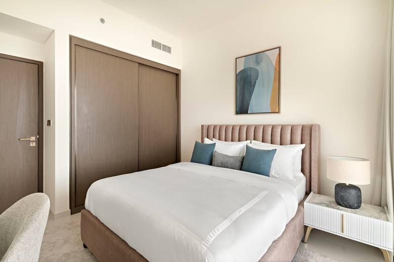 New Unit Luxury 2-BR Beachfront Full Sea View - Grand Bleu Elie Saab Emaar Beach Front — photo 21