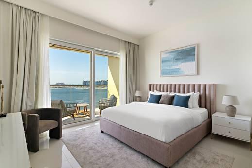 New Unit Luxury 2-BR Beachfront Full Sea View - Grand Bleu Elie Saab Emaar Beach Front — photo 39