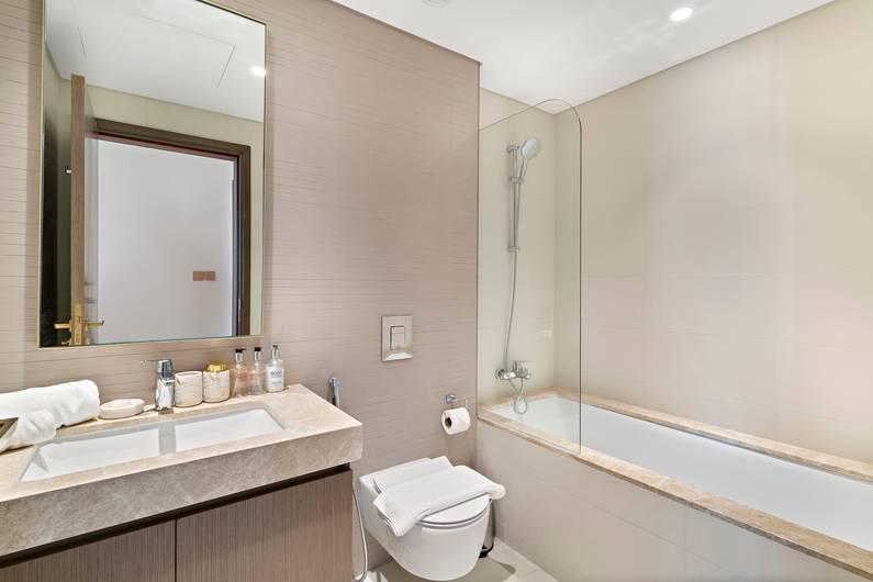New Unit Luxury 2-BR Beachfront Full Sea View - Grand Bleu Elie Saab Emaar Beach Front — photo 26