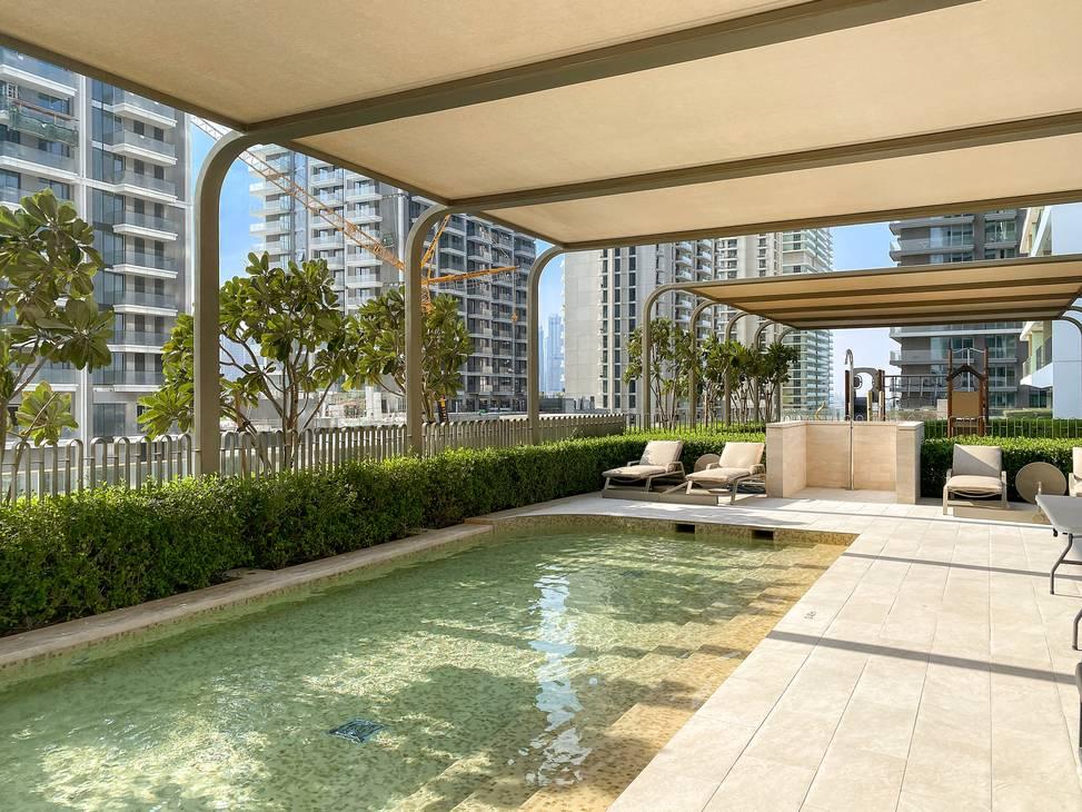 New Unit Luxury 2-BR Beachfront Full Sea View - Grand Bleu Elie Saab Emaar Beach Front — photo 18