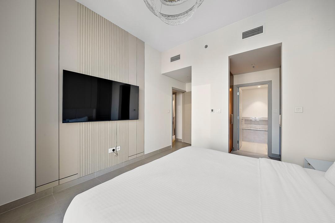 New Luxe Living 3 BR | High Floor | Burj Khalifa | Fountain View — photo 28