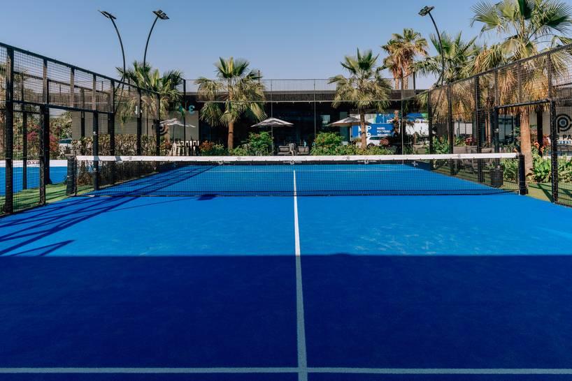 Outdoor and Indoor Padel Tennis Court for Photoshoot — photo 11
