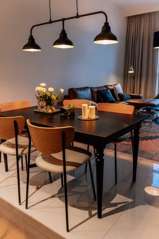 Vintage Apartment with English Decor Touches 4