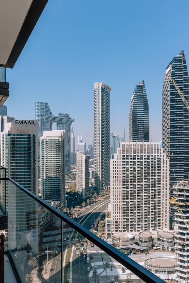 Freshly Renovated apartments with Stunning Views of Burj Khalifa — photo 8
