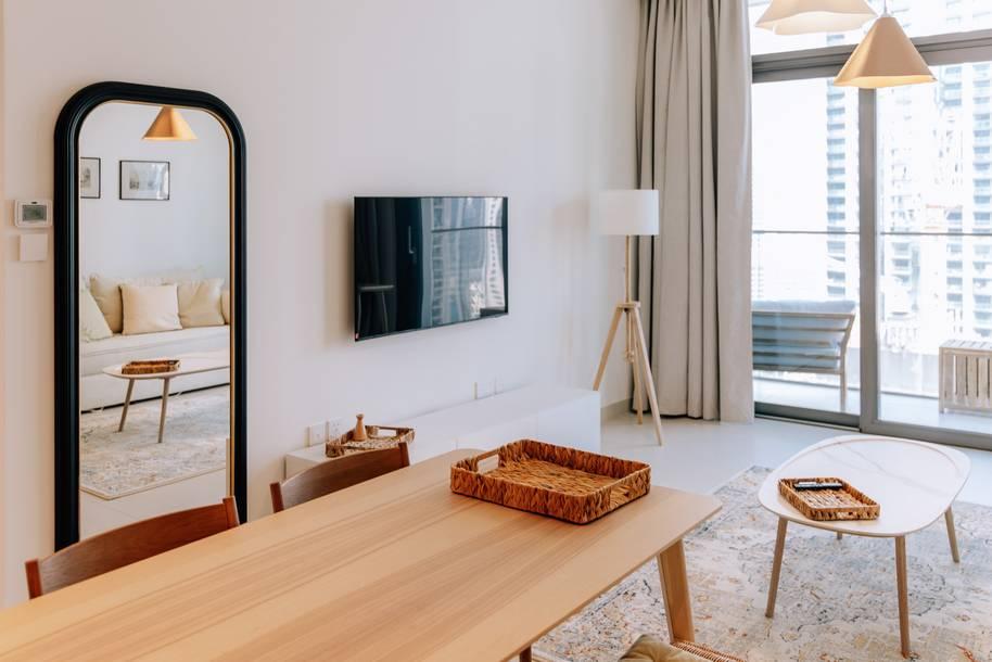 Freshly Renovated apartments with Stunning Views of Burj Khalifa — photo 3