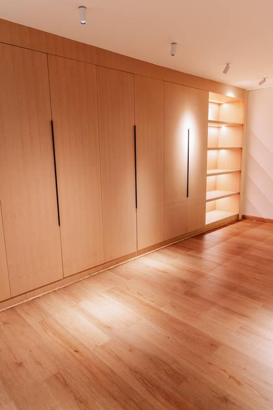 Indoor Multi-Purpose Wooden Studio Space — photo 7