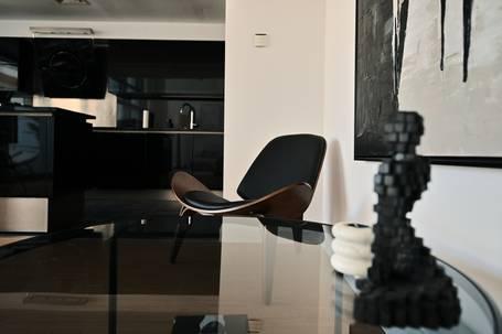 Skyline Views Loft with Huge Terrace and Stylish Decor — photo 6
