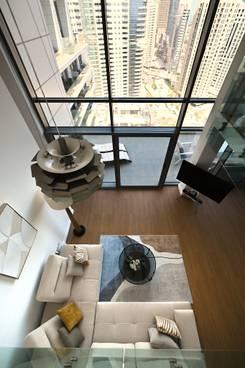 Skyline Views Loft with Huge Terrace and Stylish Decor — photo 16