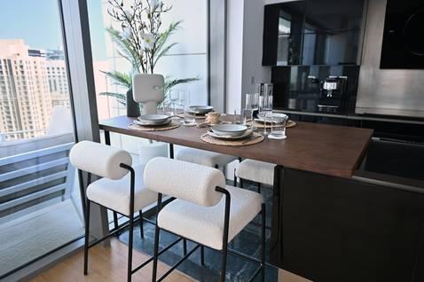 Skyline Views Loft with Huge Terrace and Stylish Decor — photo 8