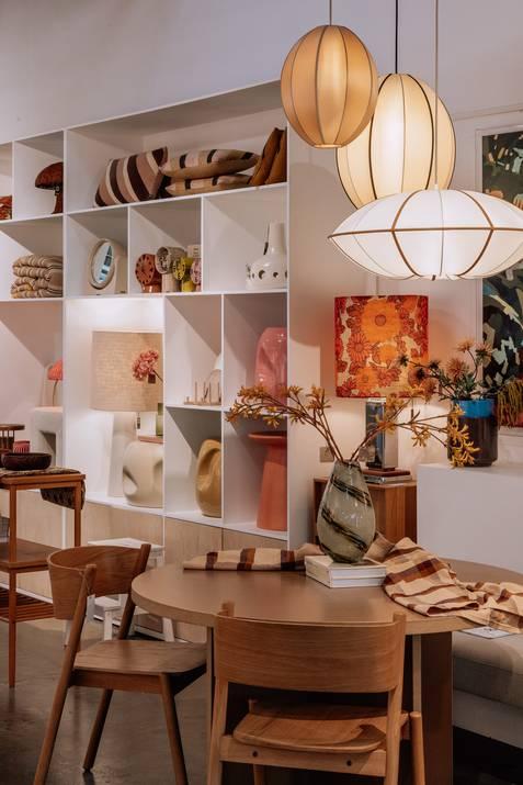 Stylish Decor and Interior Design Showroom for Photo Shoot Projects and Small Events — photo 6