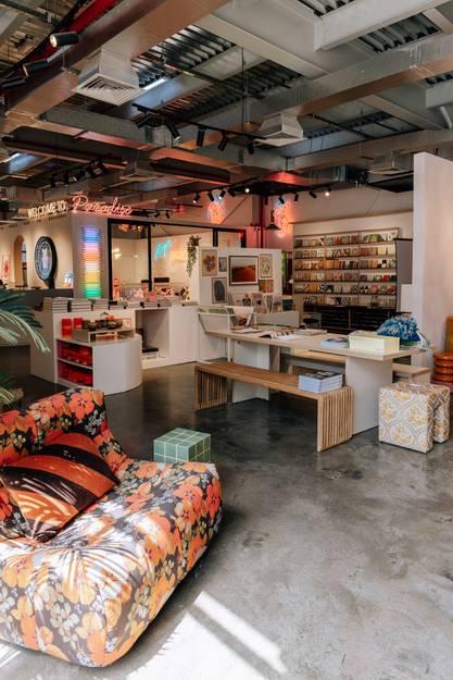 Stylish Decor and Interior Design Showroom for Photo Shoot Projects and Small Events — photo 27