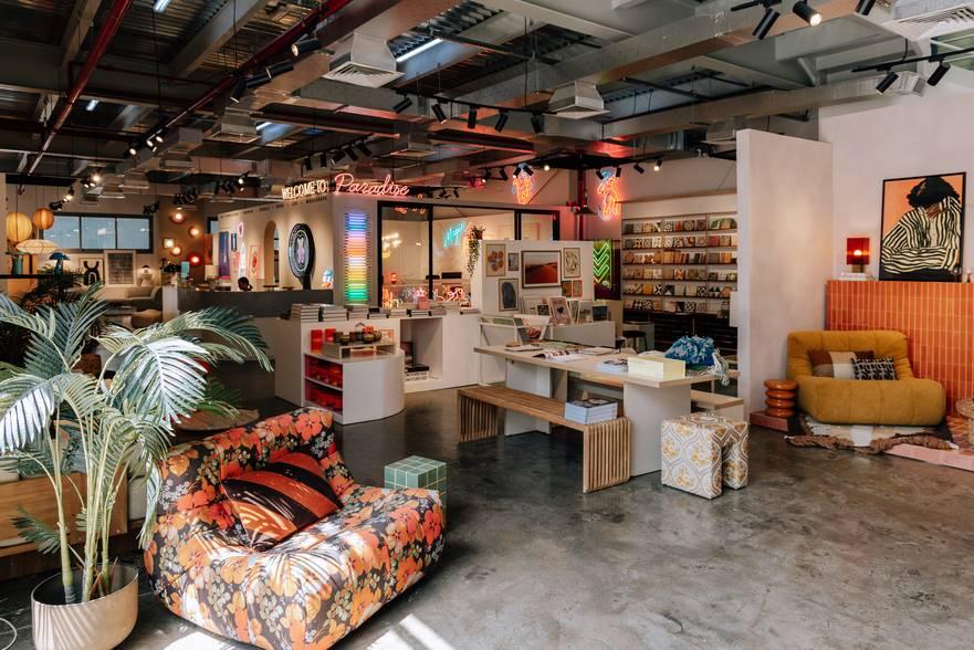 Stylish Decor and Interior Design Showroom for Photo Shoot Projects and Small Events — photo 28