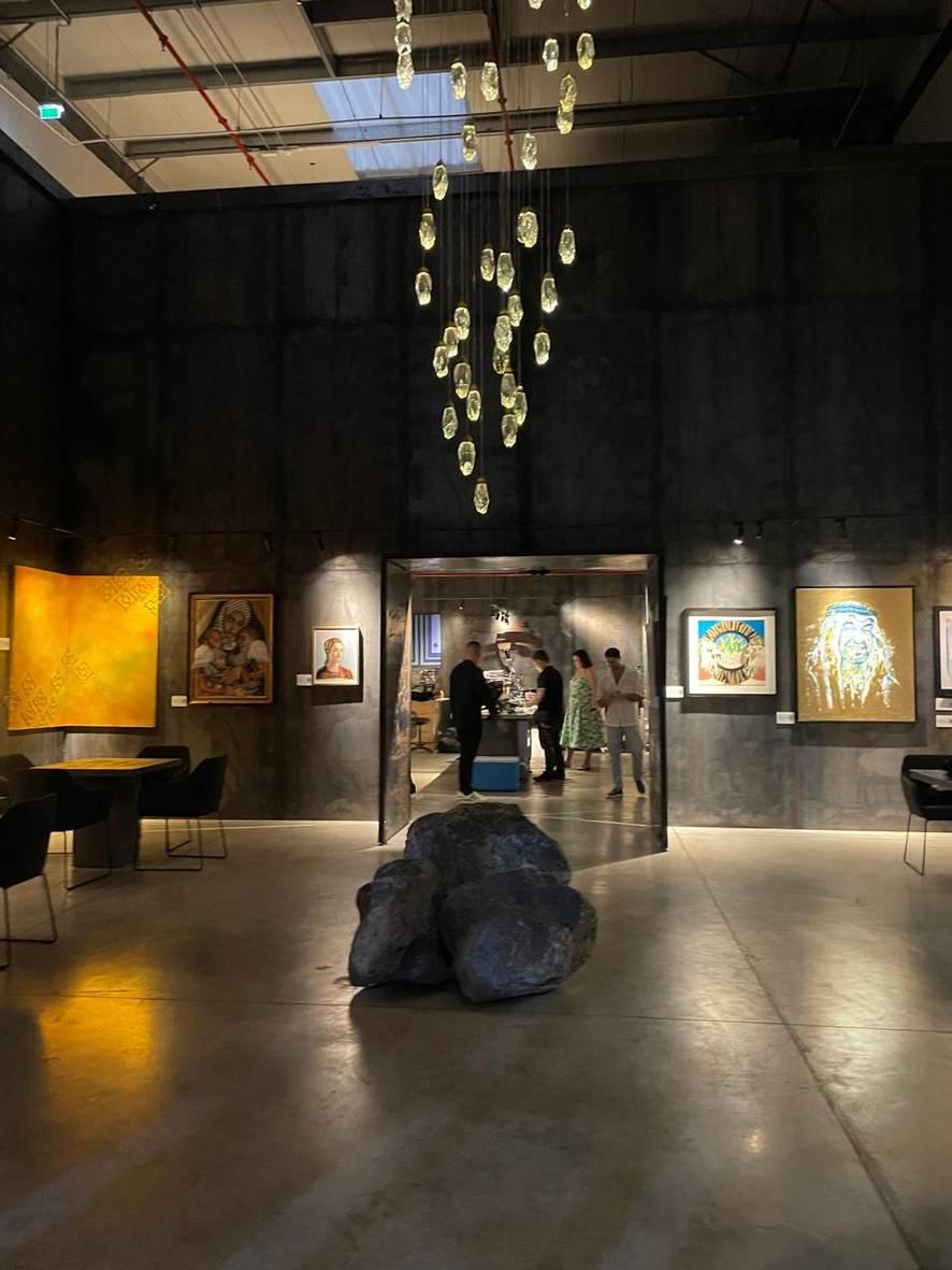 Artsy space for events and photo shoot — photo 20