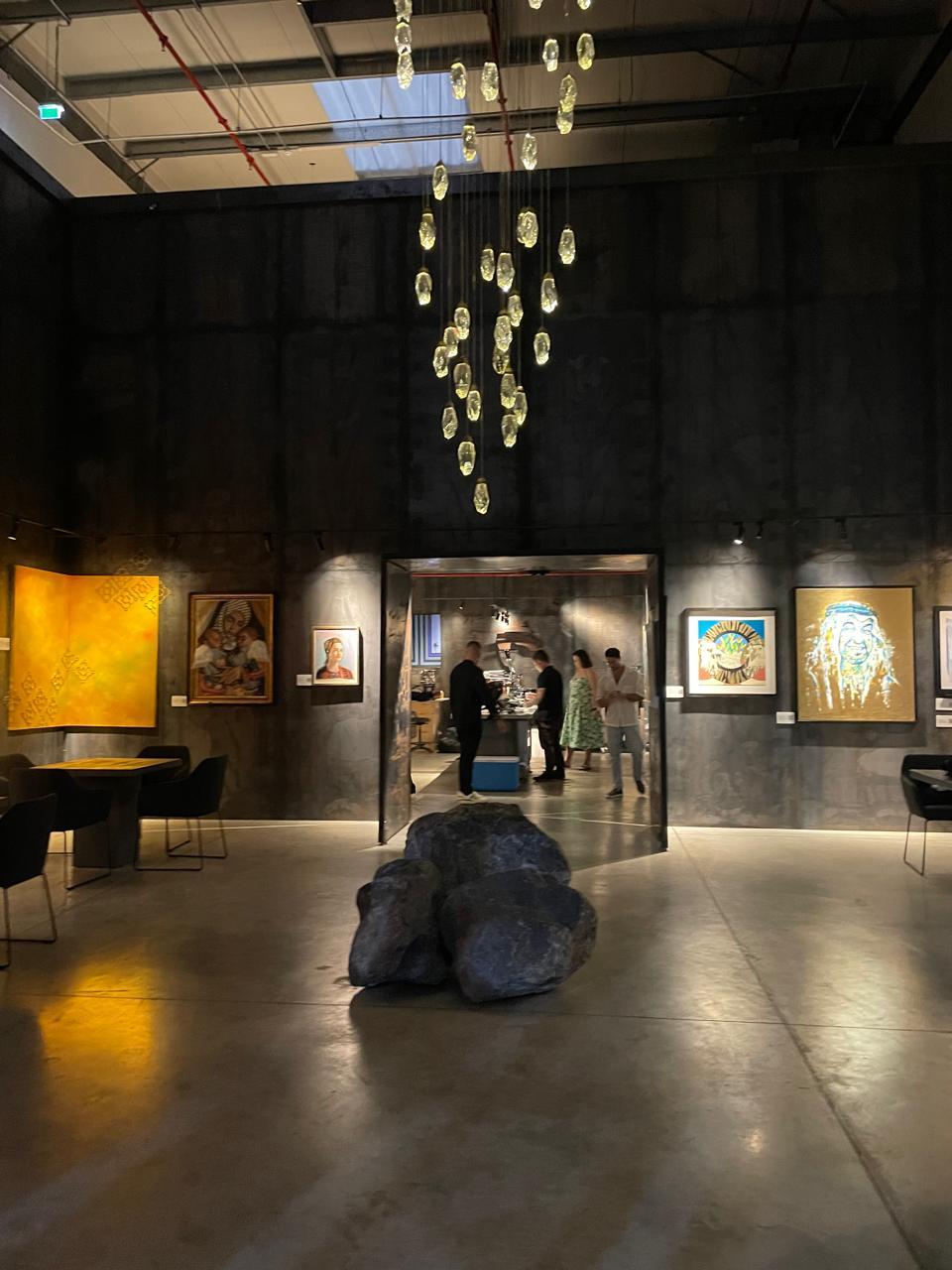 Artsy space for events and photo shoot — photo 20