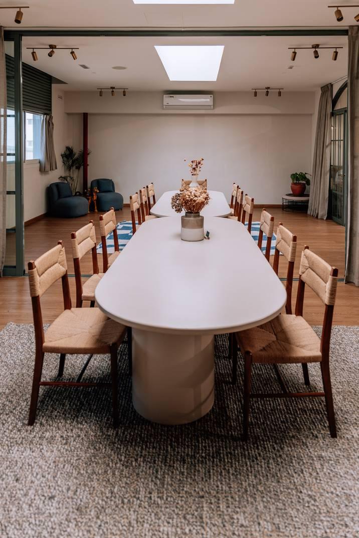 Meeting Room + Adjacent Limited Cafe Space for Meetups, Gatherings and Workshops or Concept Photoshoots — photo 12