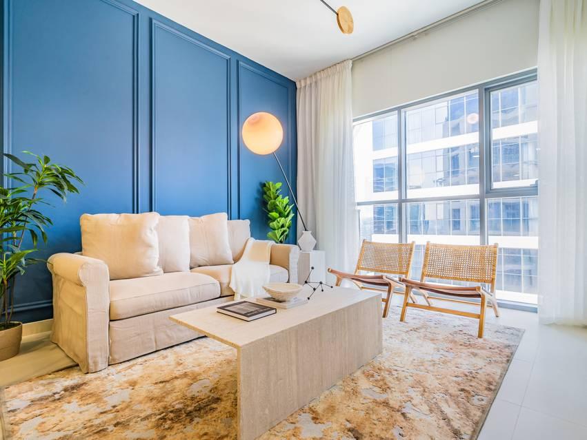 The Blue Wall | Downtown Designer Flat — photo 3