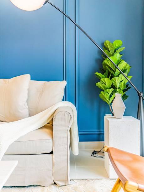 The Blue Wall | Downtown Designer Flat — photo 7
