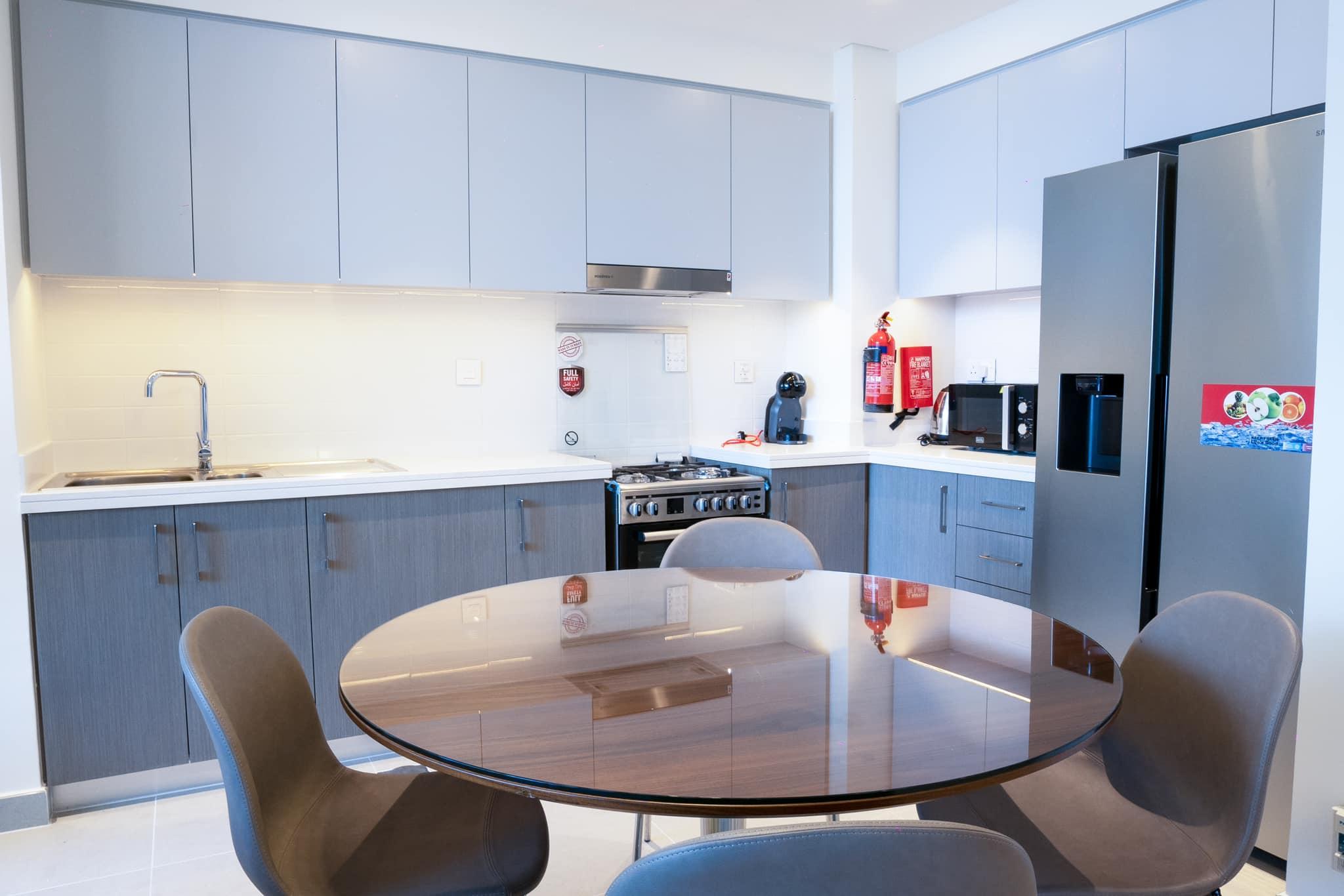 Modern Minimalist Space - Perfect for Shoots and Podcast — photo 3