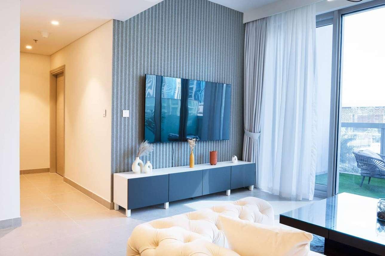 Modern Minimalist Space - Perfect for Shoots and Podcast 1