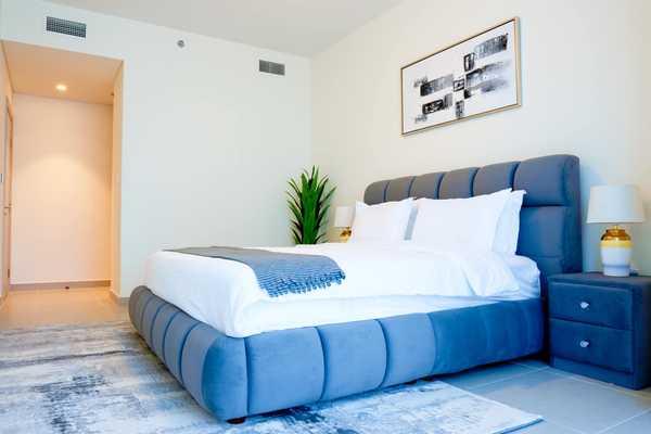 Modern Minimalist Space - Perfect for Shoots and Podcast — photo 2