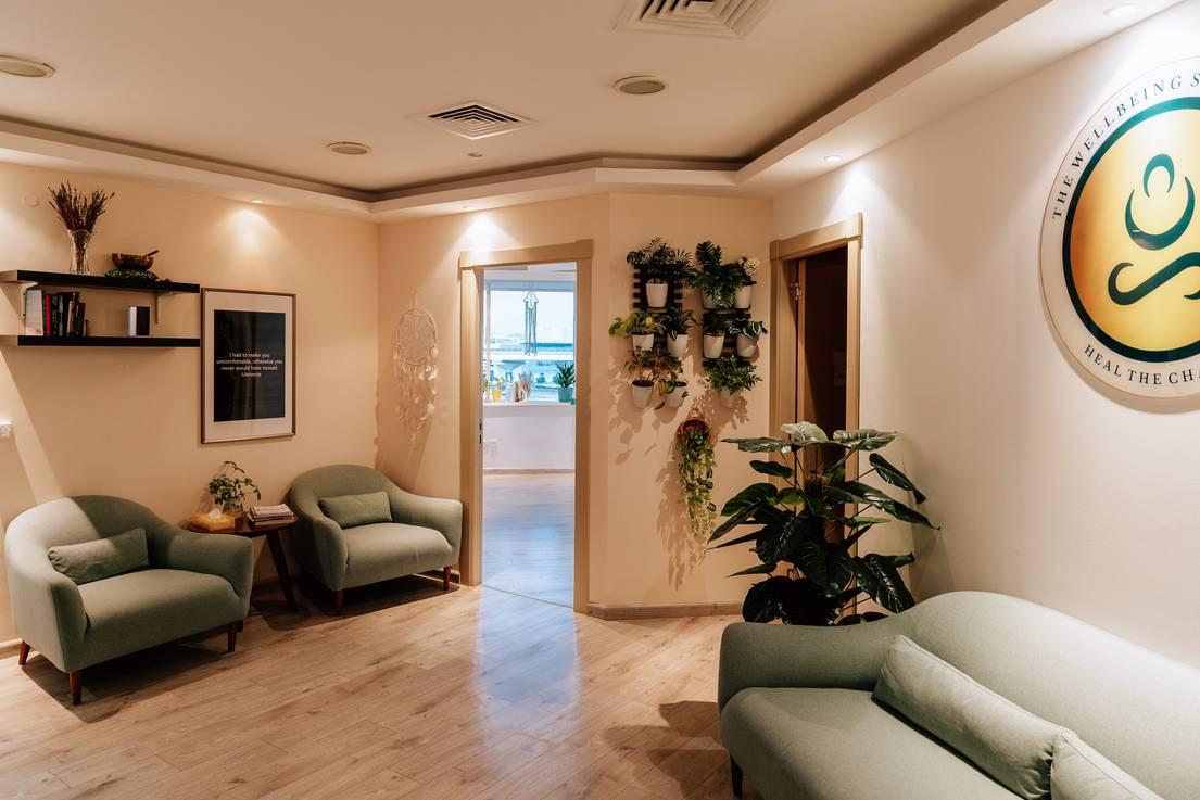Peaceful, serene rooms for workshops, teaching and private counseling. Can be used for any photoshoot. — photo 4