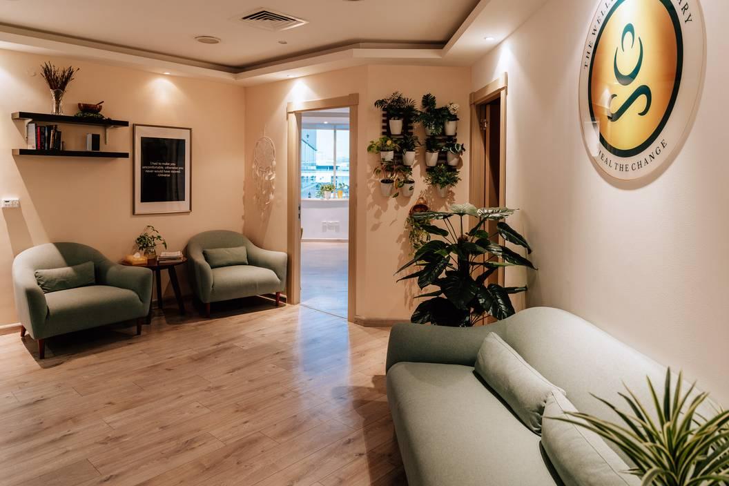 Peaceful, serene rooms for workshops, teaching and private counseling. Can be used for any photoshoot. — photo 6