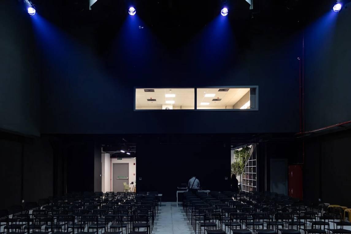 Creative Space for All Events, Plays and Live Performances 5