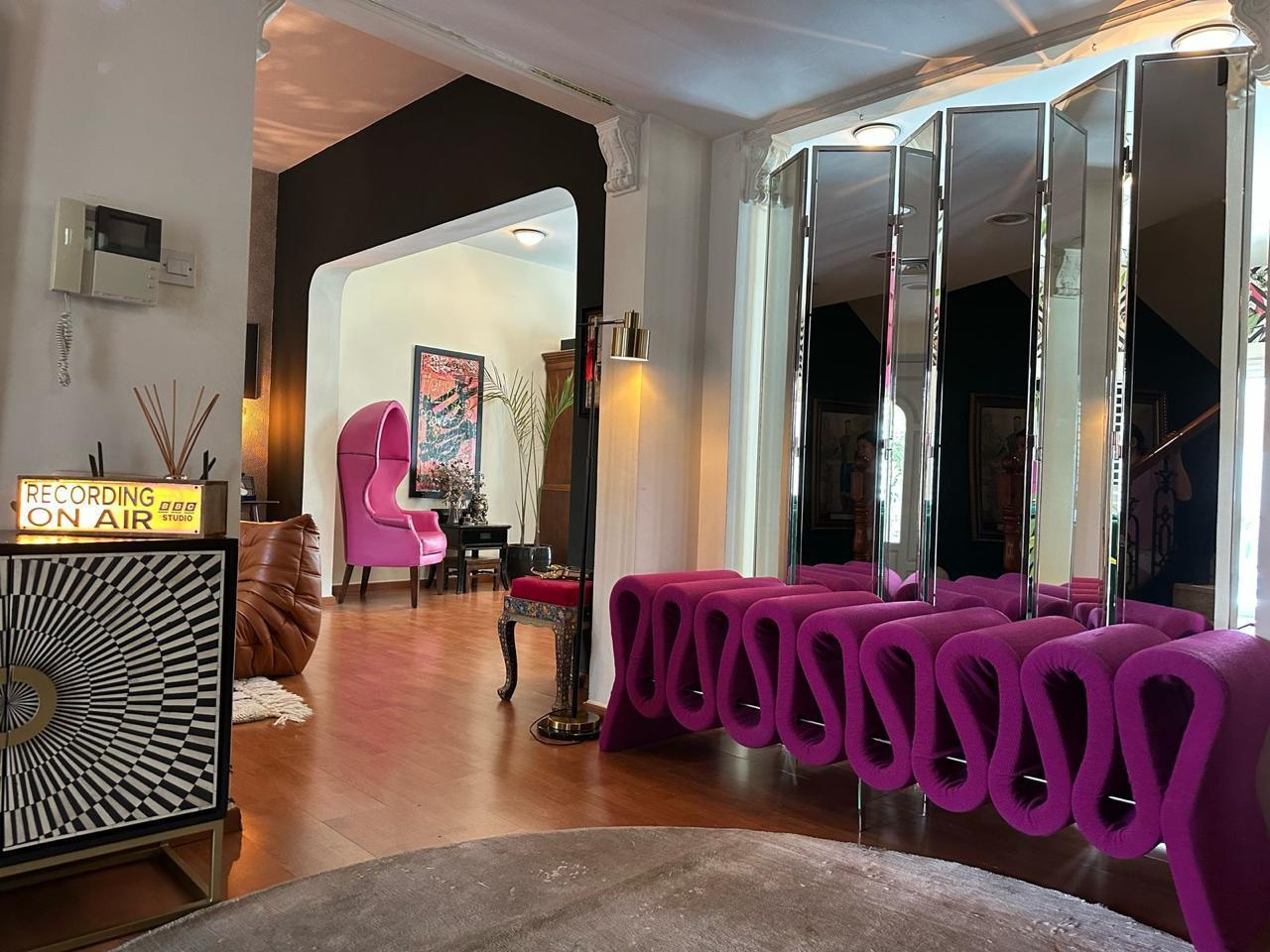 Eclectic Boho-Chic Villa with Pool, Studio Vibes & Artistic Corners in Dubai — photo 7