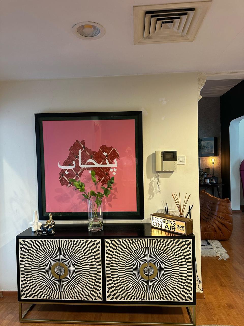 Eclectic Boho-Chic Villa with Pool, Studio Vibes & Artistic Corners in Dubai — photo 8