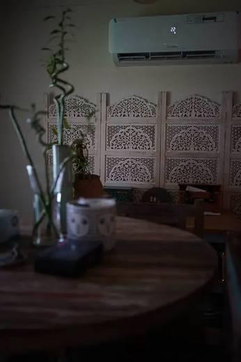 Vintage and eclectic space along with large outdoor for shoots 3