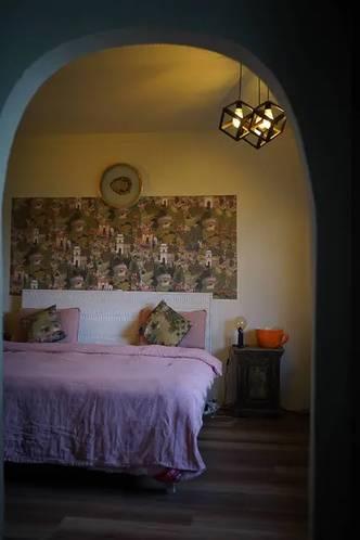 Vintage and eclectic space along with large outdoor for shoots — photo 6