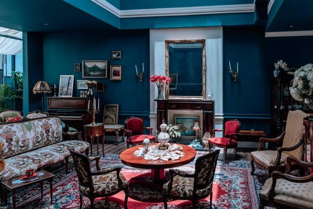 A vintage styled space for photo shoot, filming and podcasts — photo 3