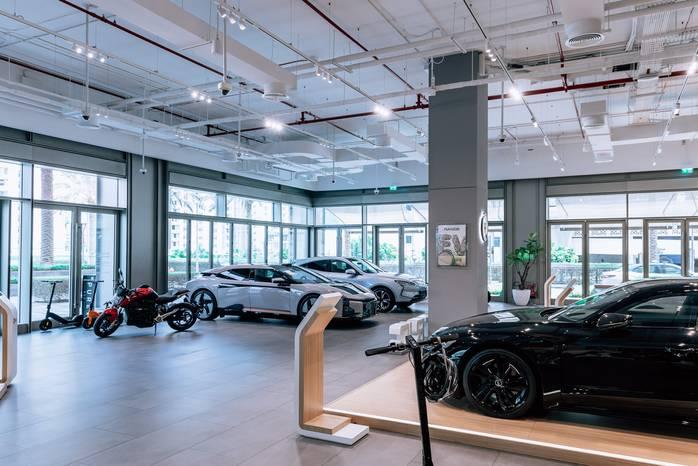 EVLAB E-Mobility Experience Center 3