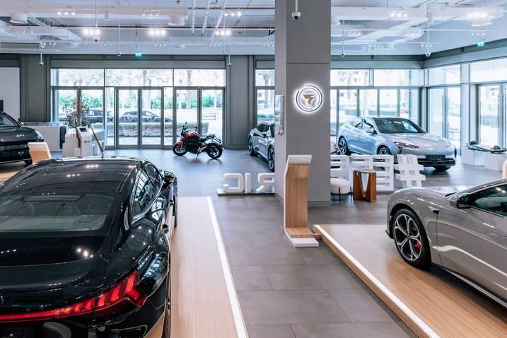 EVLAB E-Mobility Experience Center 2