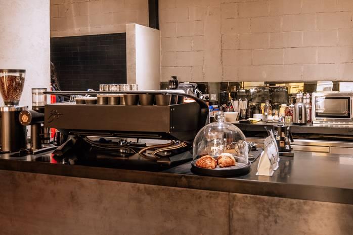 Stylish and Cozy Space (Cafe), Suitable for Photography Shoots and Supper Clubs — photo 10