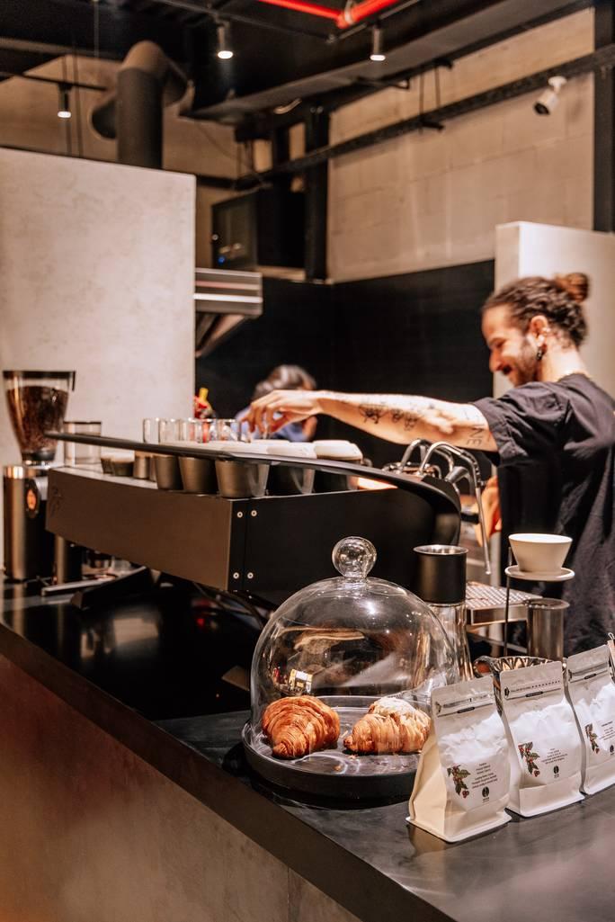 Stylish and Cozy Space (Cafe), Suitable for Photography Shoots and Supper Clubs — photo 9