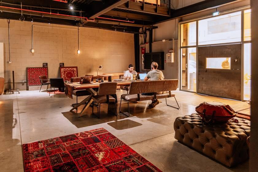 Stylish and Cozy Space (Cafe), Suitable for Photography Shoots and Supper Clubs — photo 12