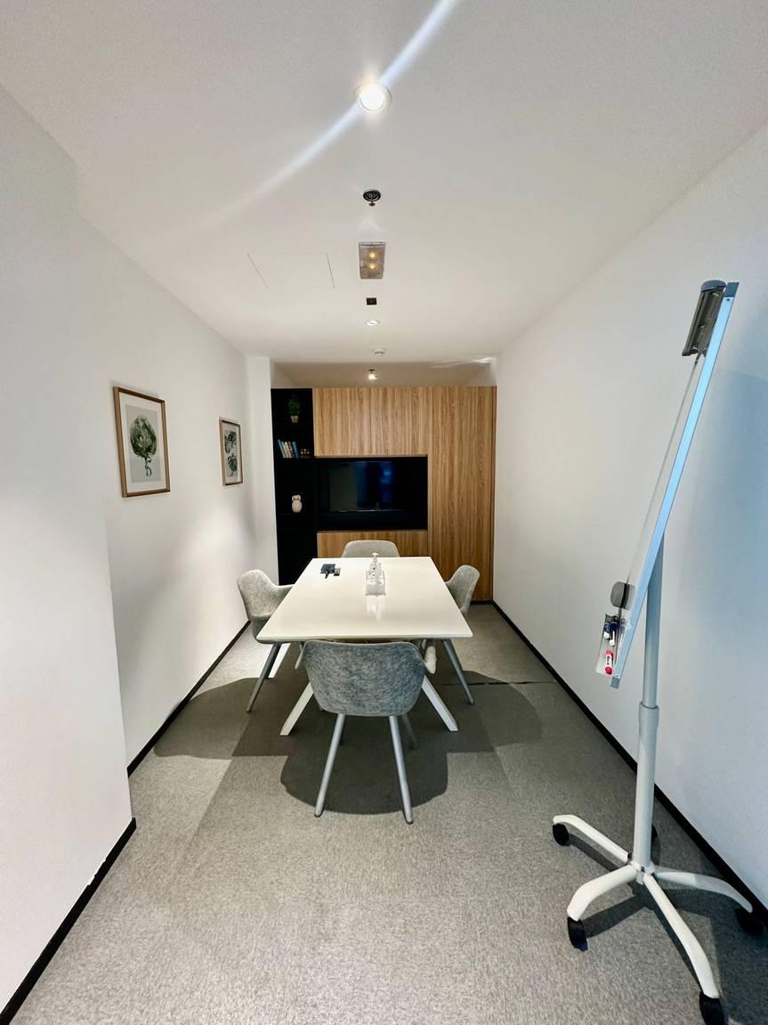 Private Meeting Room — main photo