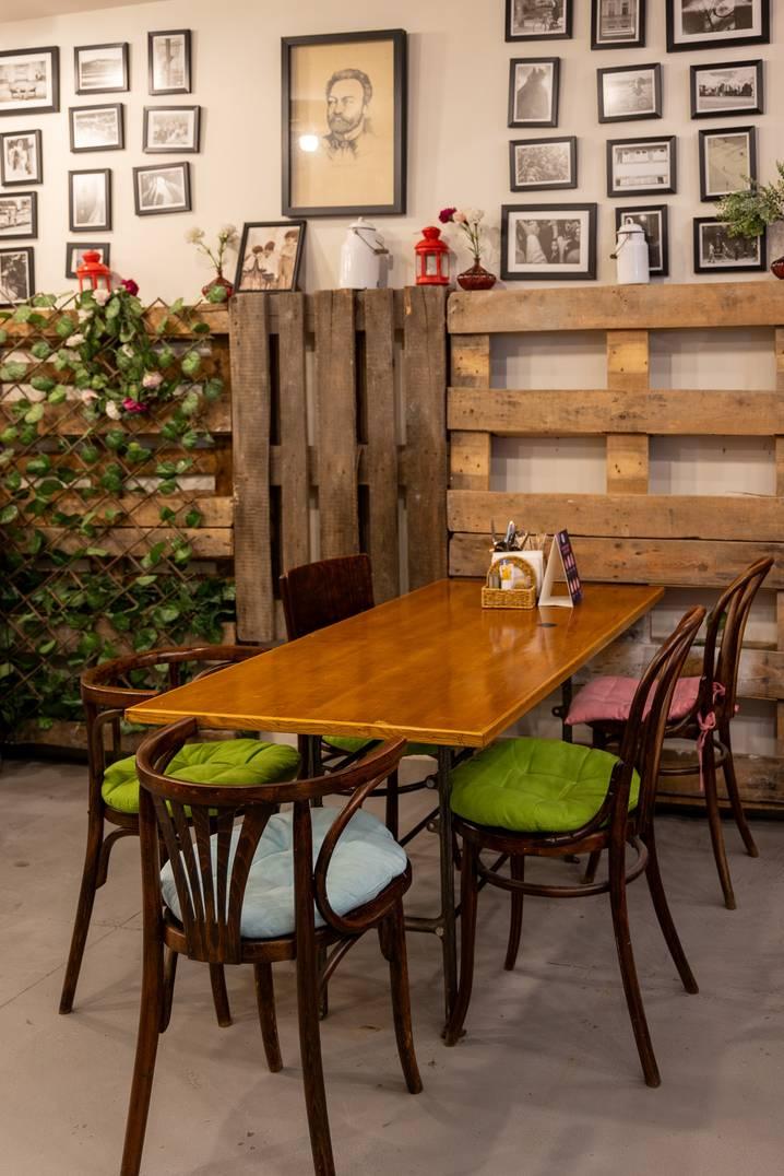 Vintage Cafe for events, photoshoot, gatherings opposite to Alserkal Avenue with free parking — photo 8