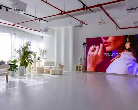 Modern Creative Studio in JLT — photo 9