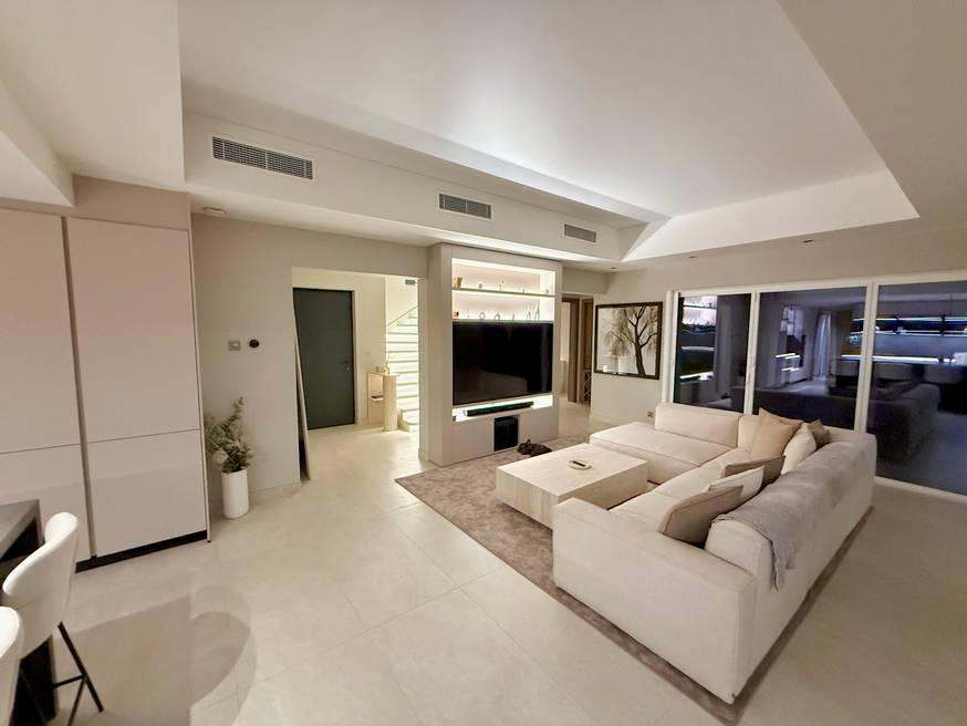 Elegant, modern open plan mediterranean style villa. — photo 5